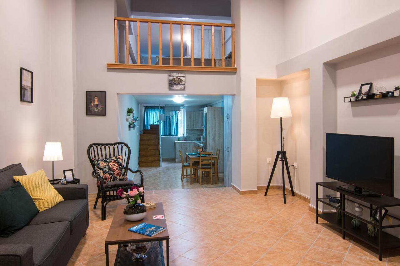 Апартаменти Loft Renovated Flat 5' From The Old Town Corfu Corfu  Екстер'єр фото
