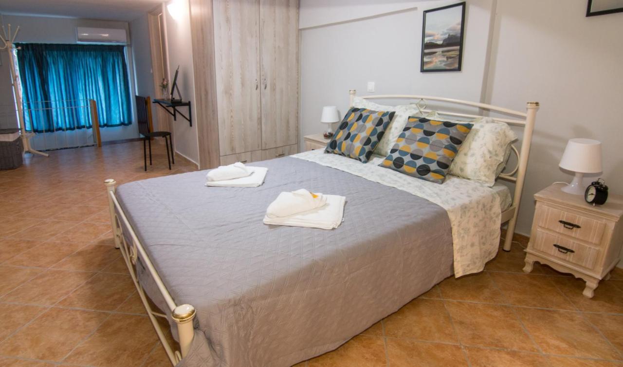 Апартаменти Loft Renovated Flat 5' From The Old Town Corfu Corfu  Екстер'єр фото